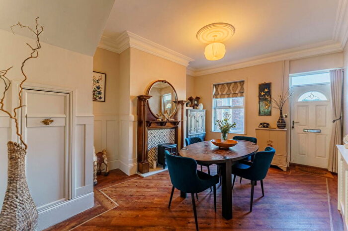 4 Bedroom Terraced House For Sale In Beast Fair, Snaith, DN14