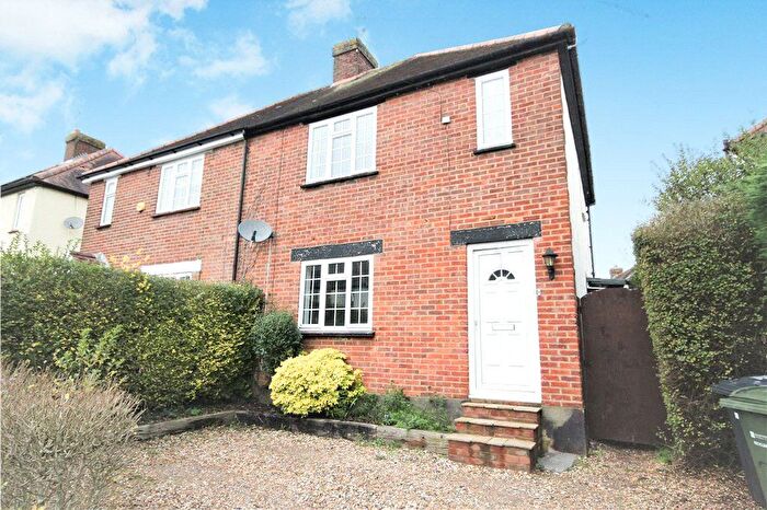 3 Bedroom End Of Terrace House To Rent In Durham Close, Guildford, Surrey, GU2