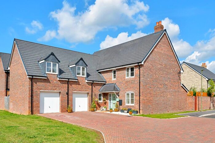 5 Bedroom Detached House For Sale In Pound Field Road, Aston, Bampton, Oxfordshire, OX18