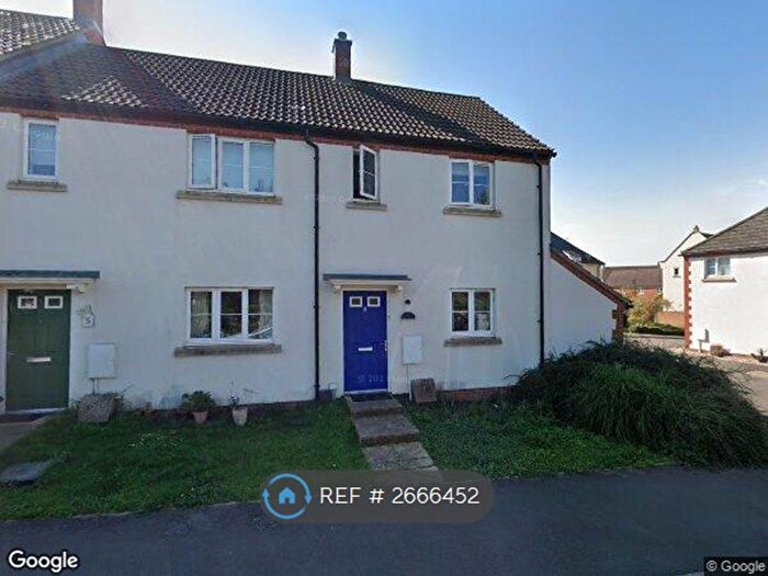 2 Bedroom Maisonette To Rent In Delius Close, Swindon, SN25