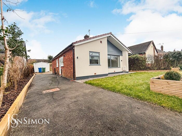 2 Bedroom Detached Bungalow For Sale In Stretton Road, Greenmount, Bury, BL0