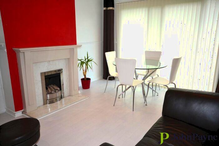 2 Bedroom Maisonette To Rent In Sedgemoor Road, Stonehouse Estate, Coventry, West Midlands, CV3