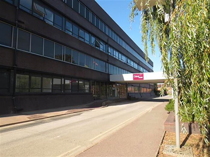 1 Bedroom Apartment To Rent In Fowler Road, Aylesbury, HP19