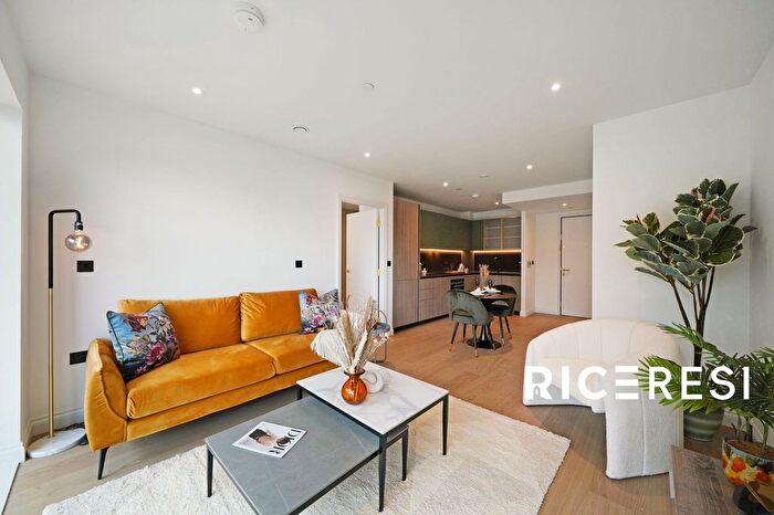 1 Bedroom Flat To Rent In Potters Road, London, SW6