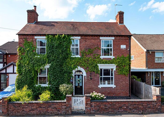 4 Bedroom Detached House For Sale In Broad Street, Kingswinford, DY6