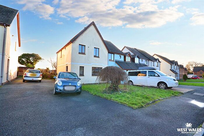 3 Bedroom End Of Terrace House For Sale In Honeyborough Green, Neyland, Milford Haven, SA73
