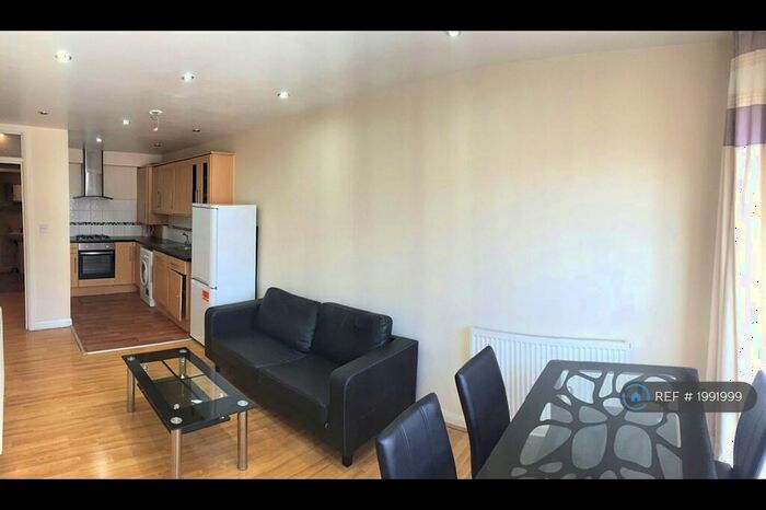 1 Bedroom Flat To Rent In Bromley Road, London, E10