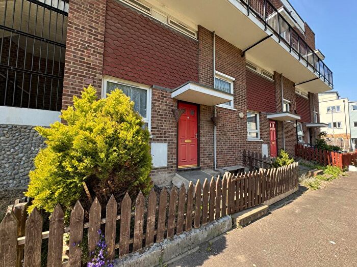 2 Bedroom Maisonette To Rent In Sussex Street, Ramsgate, Kent, CT11