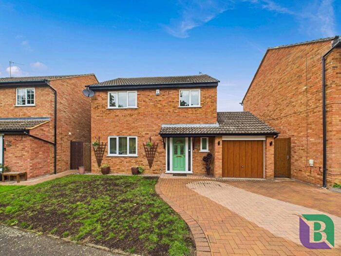 4 Bedroom Detached House For Sale In Browns Way, Aspley Guise, MK17