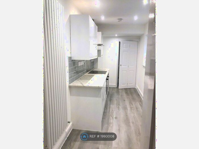 2 Bedroom Terraced House To Rent In Queen Street, Barwell, Leicester, LE9