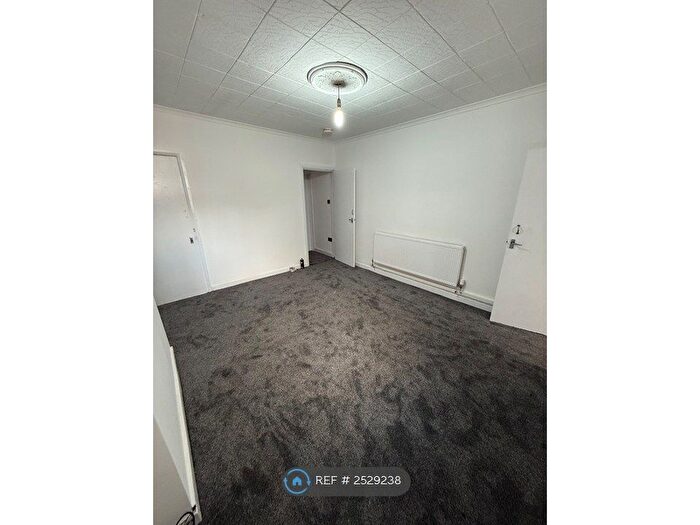 5 Bedroom Detached House To Rent In Birmingham, Birmingham, B9