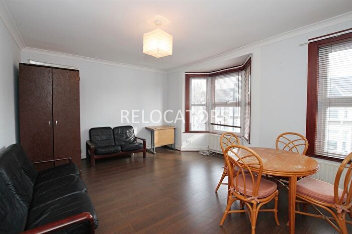 2 Bedroom Flat To Rent In Leybourne Road, London, E11