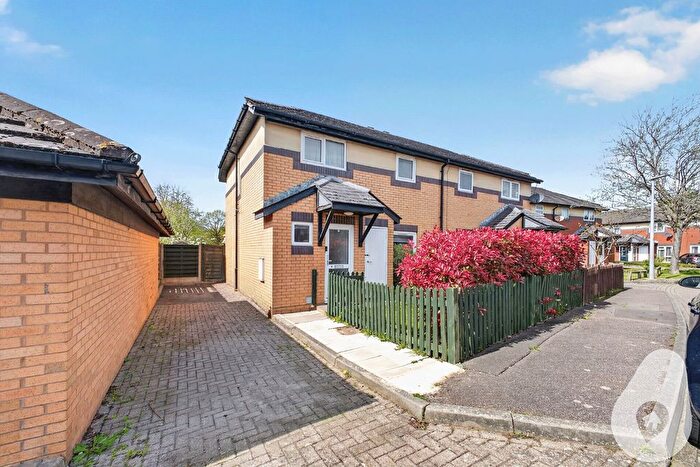 3 Bedroom Semi Detached House For Sale In Aylward Drive, Stevenage, Hertfordshire, SG2