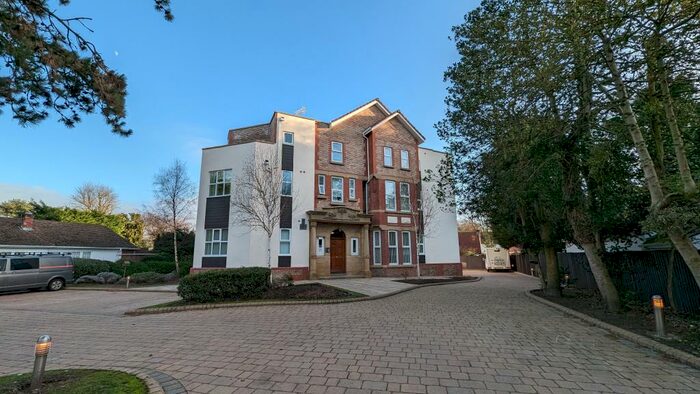2 Bedroom Ground Flat To Rent In Victoria Road, Formby, L37