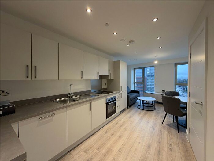 1 Bedroom Flat To Rent In Boulevard Plaza, B Bristol Street, Birmingham, B5