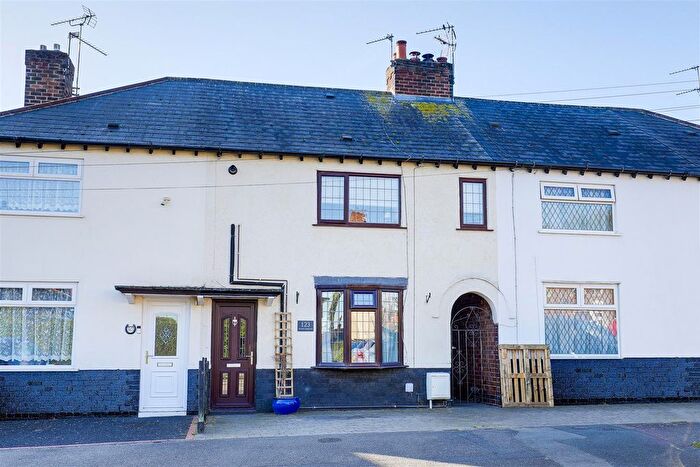 3 Bedroom Terraced House For Sale In Victor Crescent, Sandiacre, Nottinghamshire, NG10