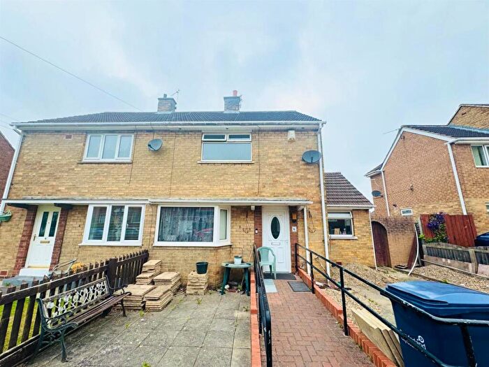 3 Bedroom House For Sale In Newburn Crescent, Houghton Le Spring, DH4