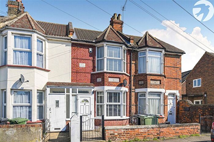 2 Bedroom Terraced House For Sale In Knockhall Chase, Greenhithe, Kent, DA9