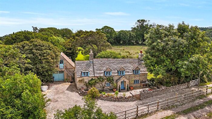 3 Bedroom House For Sale In Valley Road, Swanage, BH19