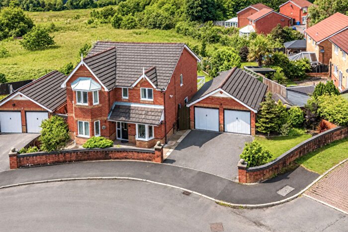 4 Bedroom Detached House For Sale In The Willows, Chorley, PR7