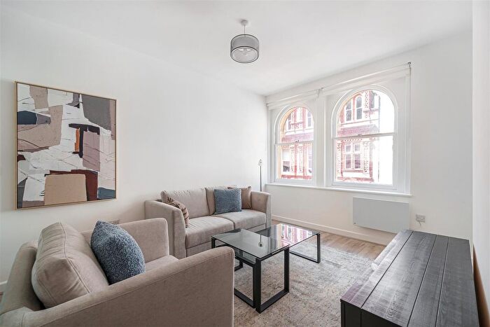 2 Bedroom Flat To Rent In Cheltenham House, Clare Street, Bristol, BS1