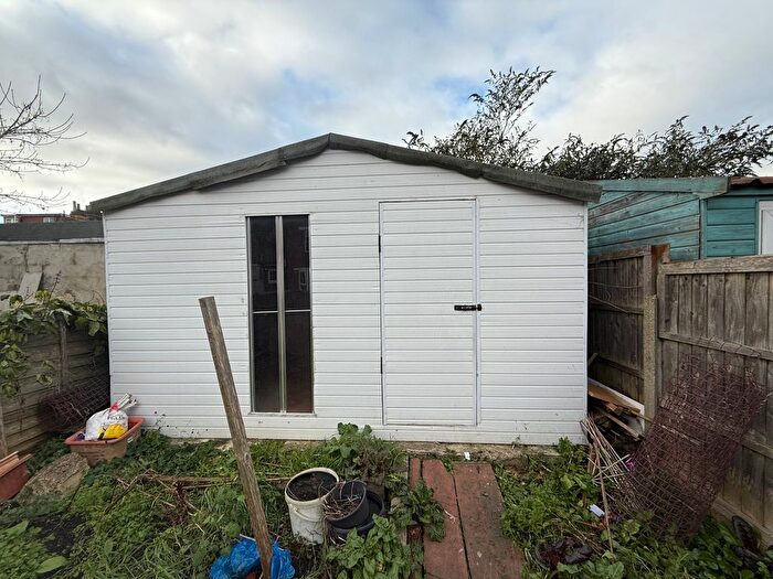 4 Bedroom Terraced House To Rent In Sheringham Avenue, London, E12
