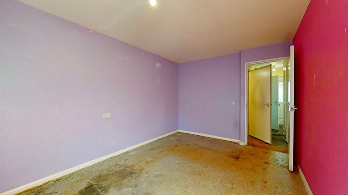 1 Bedroom Bungalow For Sale In Wakefields Walk, Downfield Road, Cheshunt, Waltham Cross, EN8