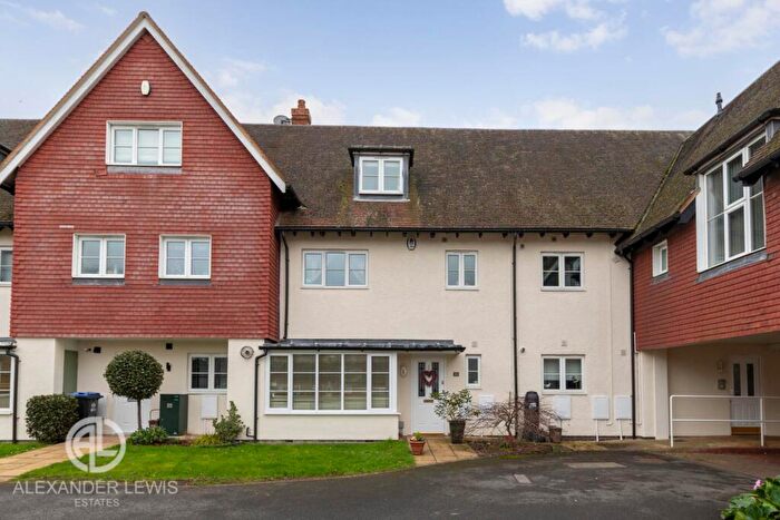 3 Bedroom Town House For Sale In Nursery Court, Letchworth Garden City, SG6