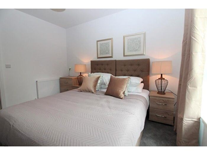 2 Bedroom Flat To Rent In Marionville Road, Edinburgh, EH7