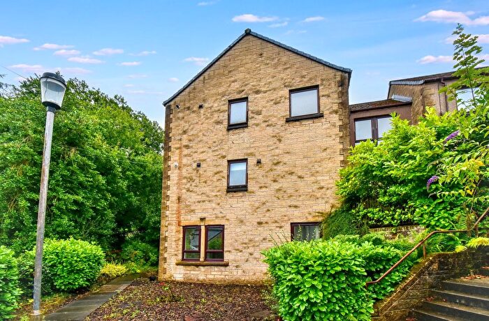 2 Bedroom Flat For Sale In Market Court, Kilsyth, G65