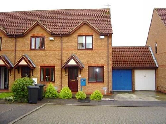 2 Bedroom Detached House To Rent In Granary Court, Northampton, NN4