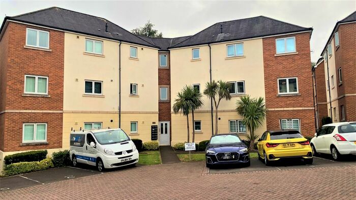 2 Bedroom Flat To Rent In White Rose House, Bassaleg, Newport, NP20