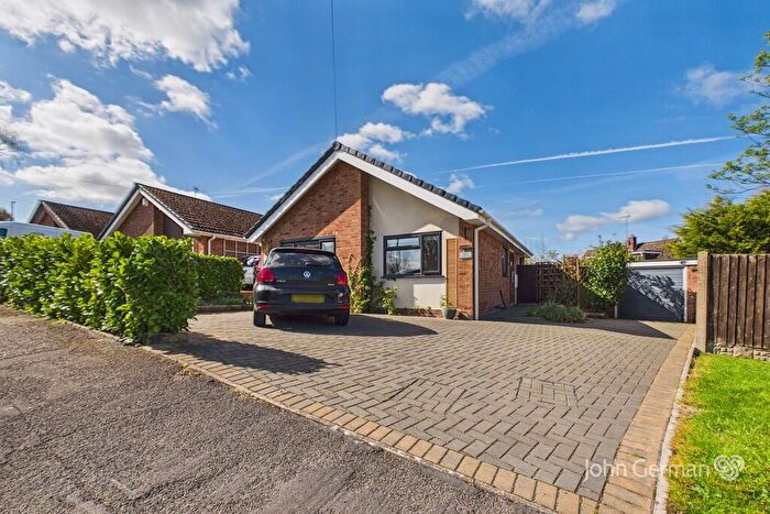 3 Bedroom Detached Bungalow For Sale In Hillsdale Road, Burton-on-Trent, DE15