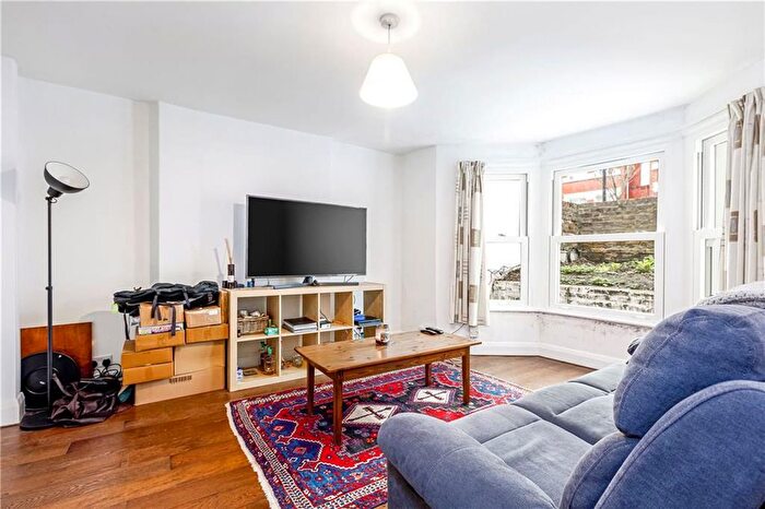 1 Bedroom Flat To Rent In St. Elmo Road, London, W12