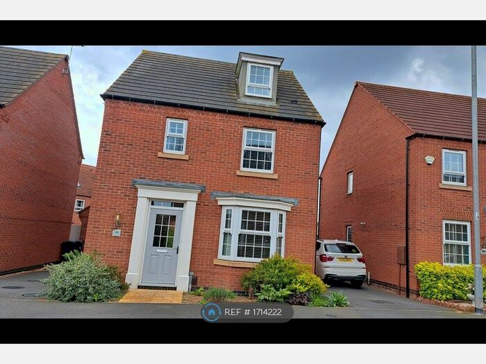 4 Bedroom Detached House To Rent In Kenbrook Road, Nottingham, NG15