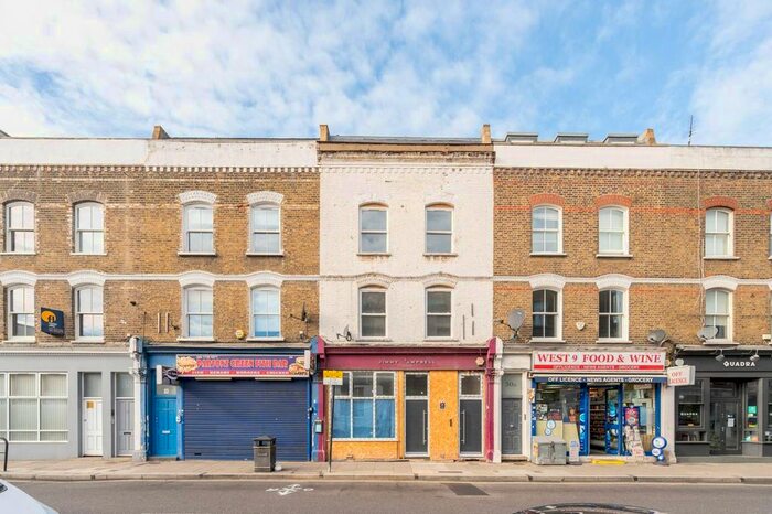 2 Bedroom Flat To Rent In Parsons Green Lane, Parsons Green, London, SW6