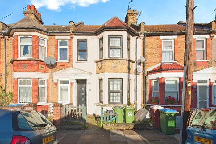 3 Bedroom Terraced House For Sale In Benares Road, London, SE18