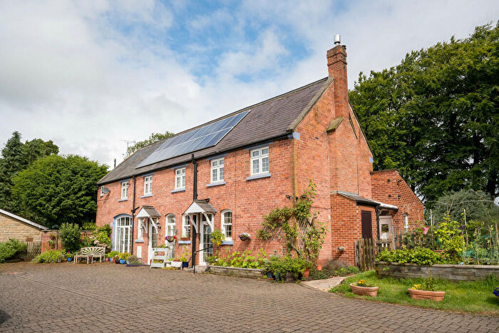 4 Bedroom Detached House For Sale In Burton Leonard, Harrogate, HG3