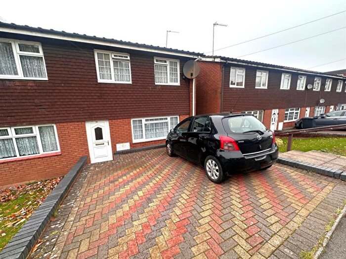 3 Bedroom House To Rent In Cross Walks Road, Stourbridge, DY9