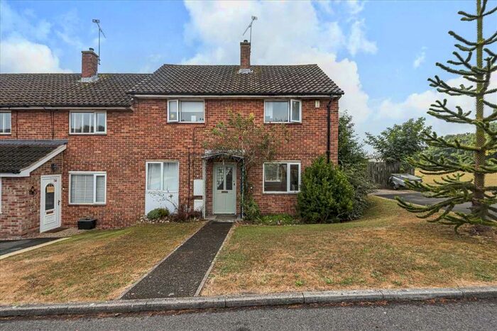 3 Bedroom Semi-Detached House For Sale In Fyfield Way, Perham Down, SP11