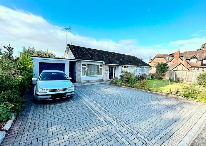 4 Bedroom Detached Bungalow To Rent In Southbank Road, Hereford., HR1