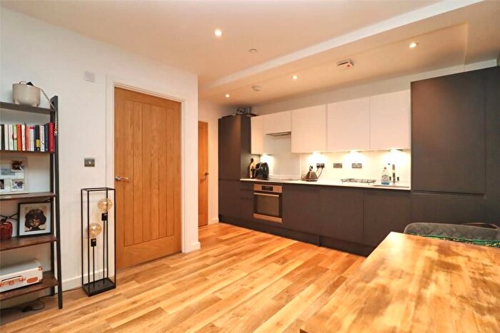 1 Bedroom Maisonette To Rent In Woking, Surrey, GU21