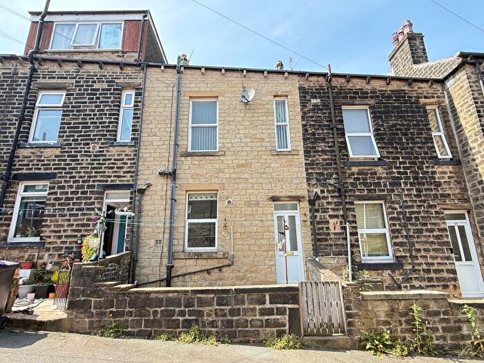 2 Bedroom Terraced House For Sale In Boston Street, Sowerby Bridge, Calderdale, HX6