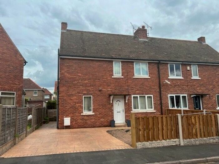 3 Bedroom Semi-Detached House To Rent In Peveril Close, Kiveton Park, Sheffield, S26