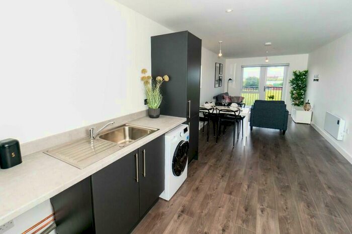 2 Bedroom Apartment To Rent In City Residence, Liverpool, Merseyside, L5