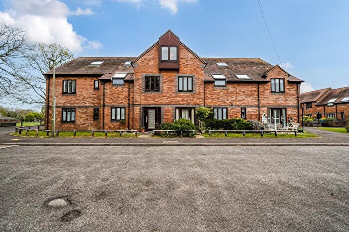 2 Bedroom Flat For Sale In Sharman Beer Court, Thame, Oxfordshire, OX9