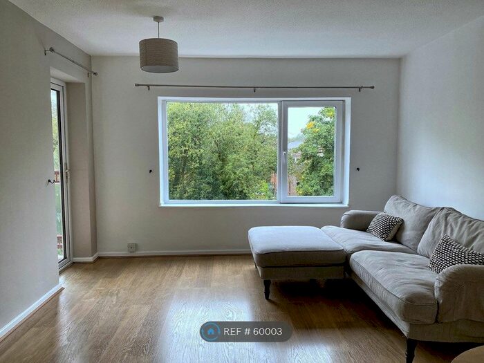 1 Bedroom Flat To Rent In Manor Avenue, Urmston, Manchester, M41