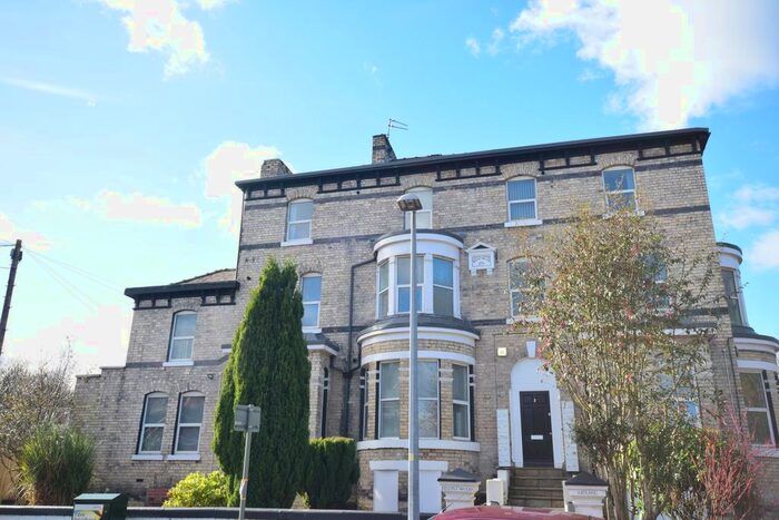 11 Bedroom Terraced House To Rent In Brentwood, Salford, M6
