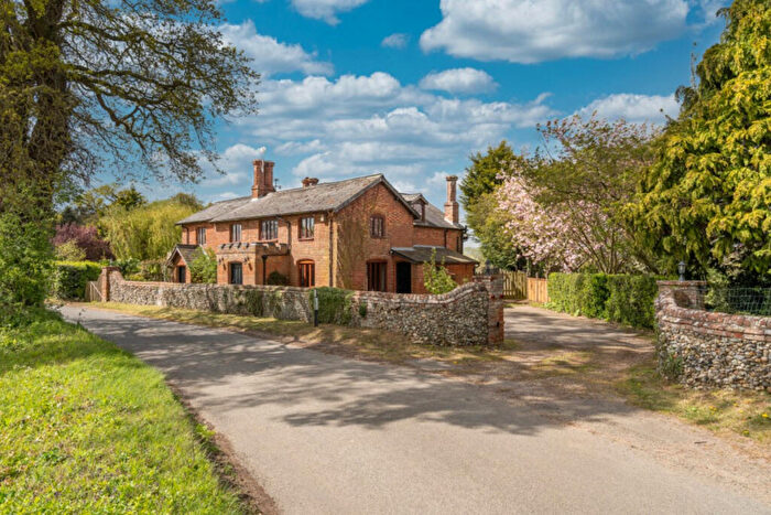 5 Bedroom Detached House For Sale In Mulberry Lane, Norwich, NR15