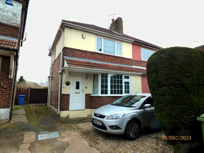 2 Bedroom Semi-Detached House To Rent In Long John Hill, Norwich, NR1